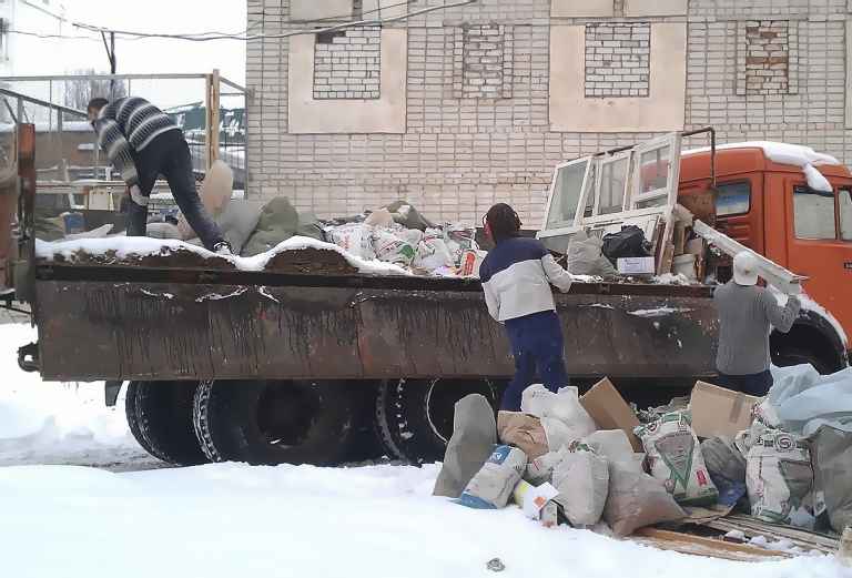 Вывоз мусора из Таганрог в Ростов