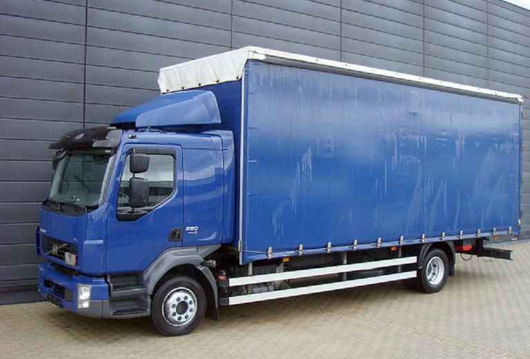Заказ грузового автомобиля для доставки вещей : Холодильник, Диван, из Минусинска в Абакан