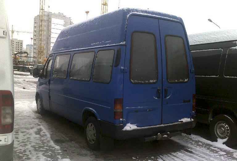 Заказать микроавтобус из метро Выхино в Деревня становое